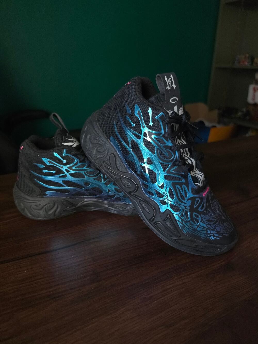 PUMA LaMelo Ball MB.04 'Reflections' Basketball Shoes Black Blue Size 4.5Y Boys